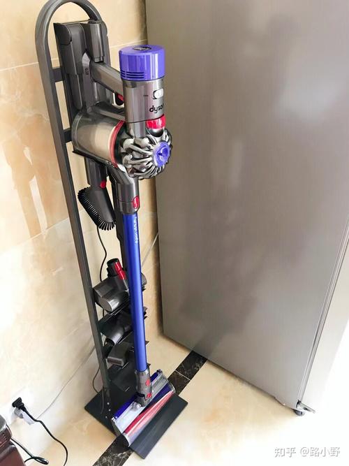 dyson戴森 v8 fluffy extra