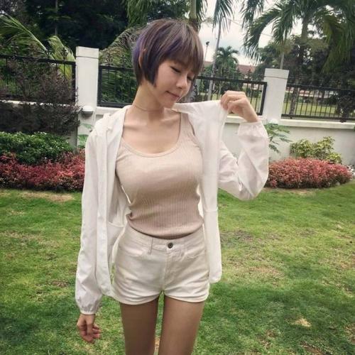 漂亮宝贝林明祯破裤无极限 坐下「直逼蜜大腿」粉丝眼尖:那边要看到啦