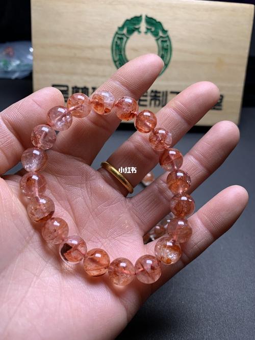 红胶花水晶手串_手串_水晶手链_美容护肤_时尚_配饰
