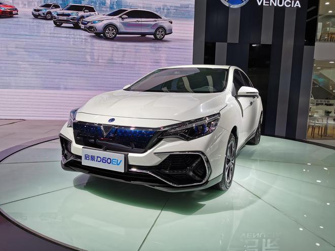 2019重庆车展东风启辰d60ev亮相