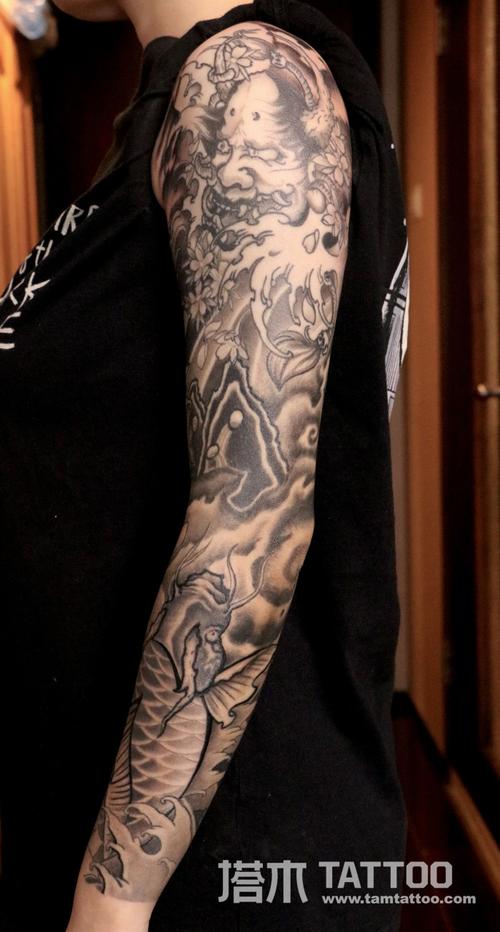 般若鲤鱼花臂纹身,传统花臂纹身图案.