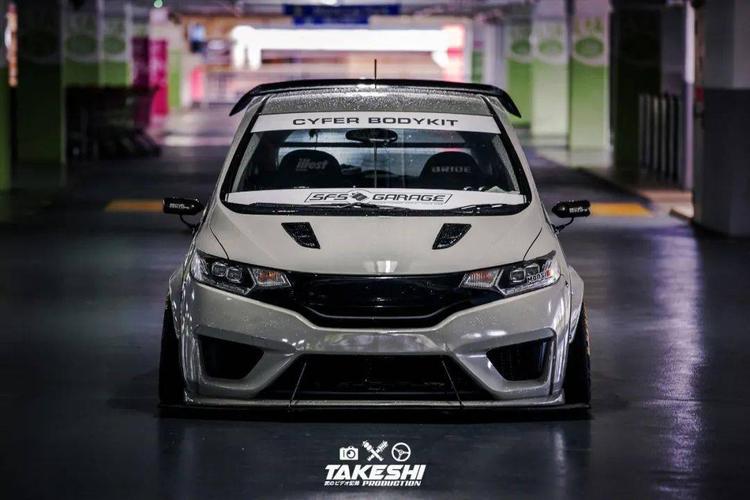 "网红改装本田飞度 gk5 坚持多