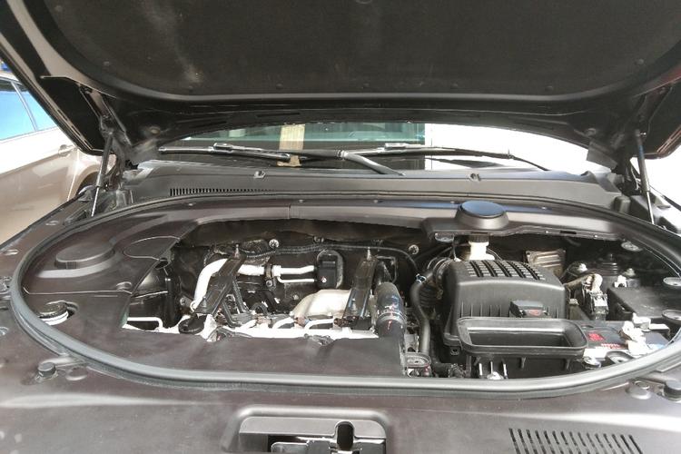 众泰 众泰t700 2017款 1.8t 自动尊享型