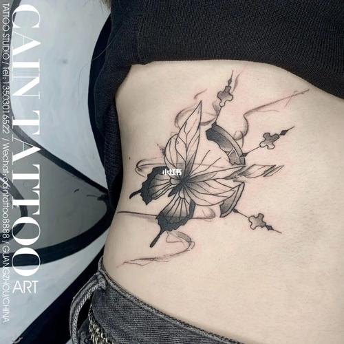 94辣妹侧腰蝴蝶94广州纹身94_纹身_辣妹_刺青_纹身也清新_美妆