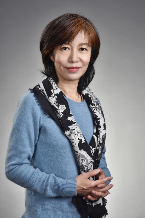  p>郝彤,女,博士,北京师范大学外国语言文学学院副教授. /p>