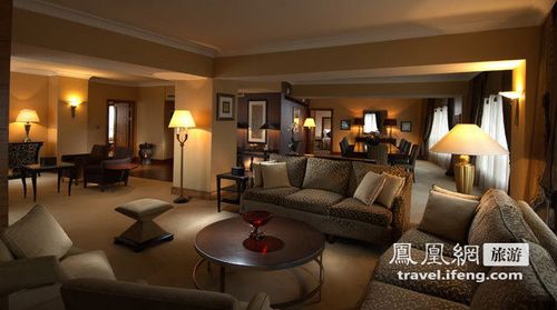conrad hotel是土耳其最大城市伊斯坦布尔一家依山临海而建的五星级
