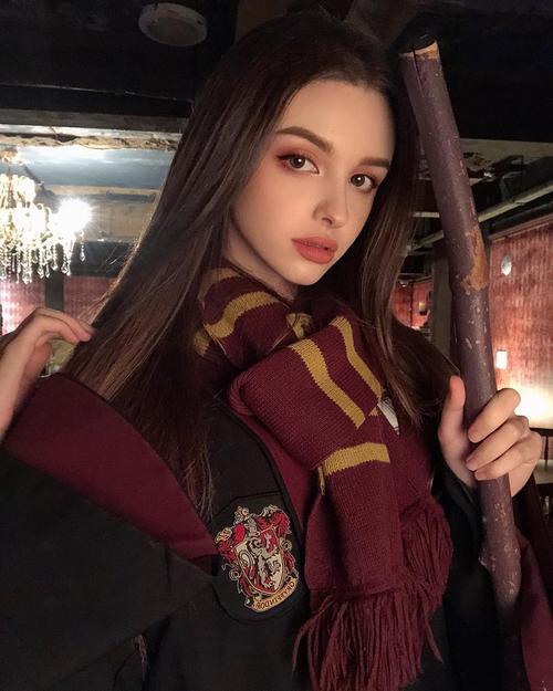 elina karimova