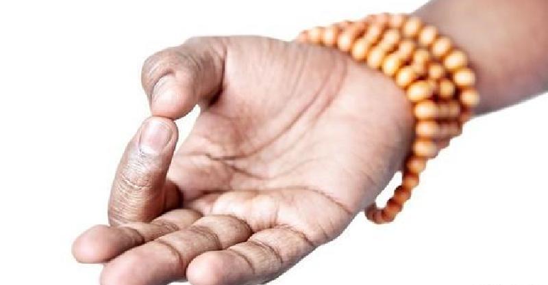 印度流传千年的10个手印疗法!调解体内元素,解决身体症状!