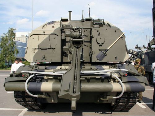 俄罗斯2s19型152毫米榴弹炮