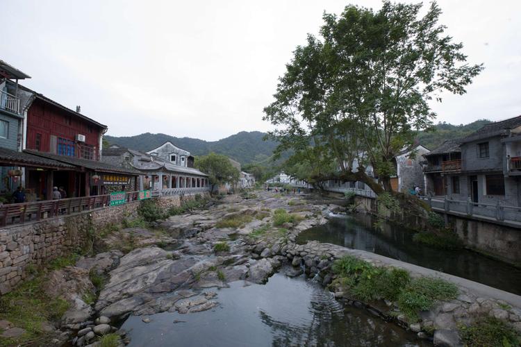 奉化溪口岩头古村