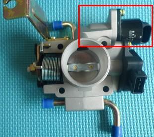 车的怠速阀在那个位置示意图