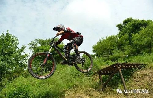 于是海内涌现出大量的越野车车道 以下就是海内最有名的4大山地车公园