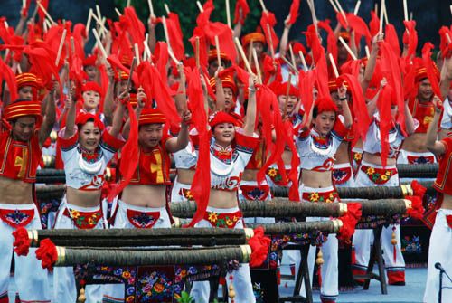 免费算命网首页 民俗预测 中国民族 仡佬族   