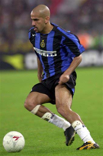 国米十年最佳阵容:萨队联袂伊布 三人强过大罗