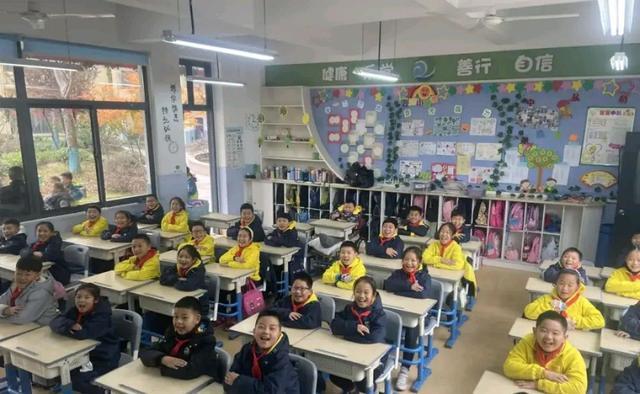 杭州澎雅小学:为了一个学生,调整两座教室,让人心生温暖!