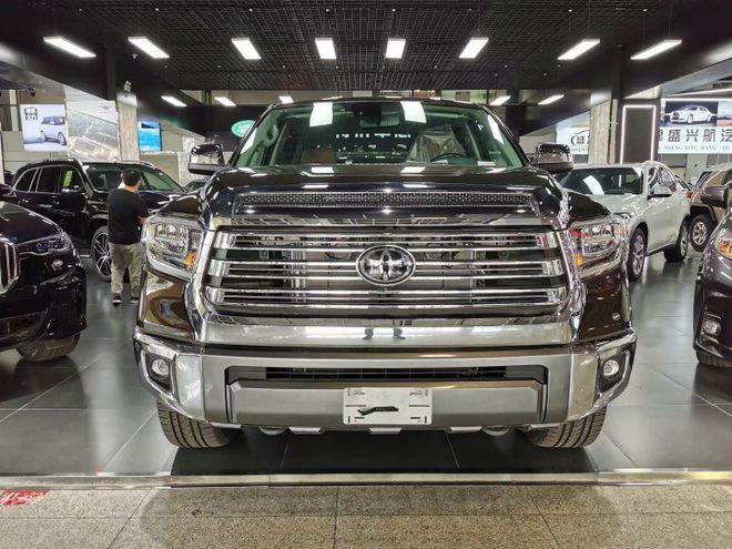 21款丰田坦途57国六现车落全国