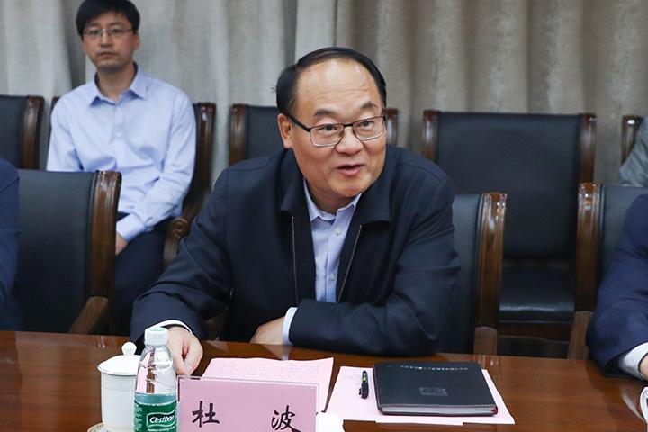 我校举行平煤神马集团奖助学金捐赠仪式