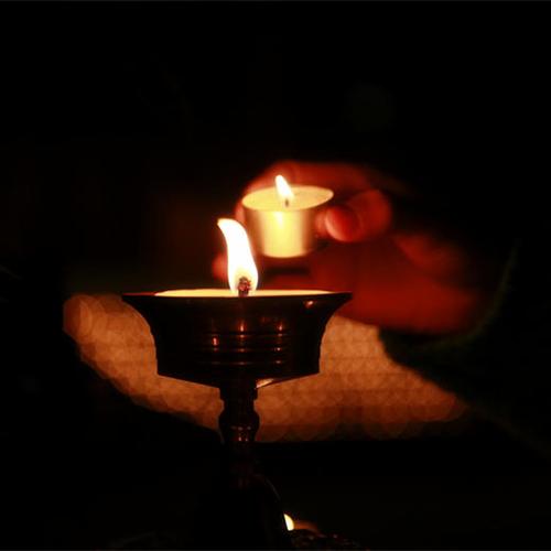 2016年龙树菩萨圣诞供灯祈福共修