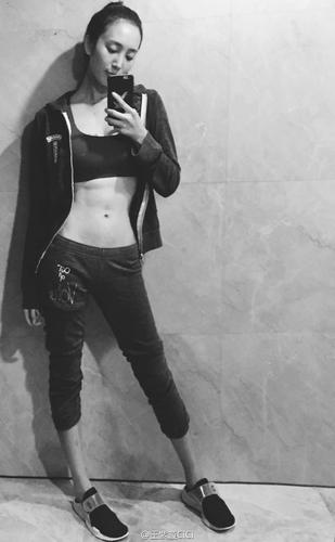 王紫璇 zixuan wang的图片