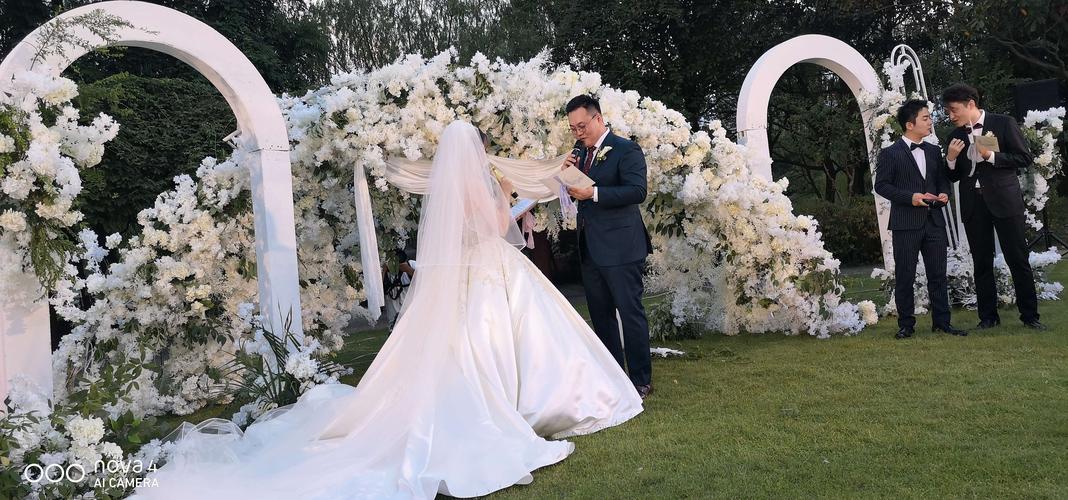 西式婚礼现场(草坪现场)手机拍摄2020年国庆前