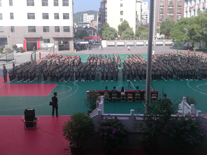 奔跑吧,亲爱的少年!---记醴陵市青云学校216班军训