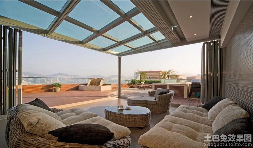 别墅露天休闲阳台装修效果图