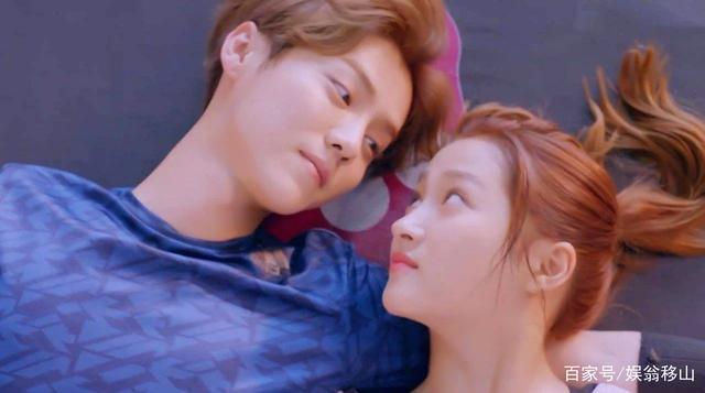 鹿晗,年纪也不小了,快和关晓彤结婚吧!