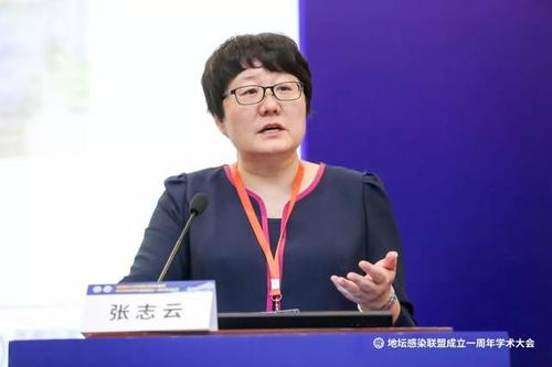 北京地坛医院护理部主任张志云谈《护理垂直绩效管理与在职培训实践》
