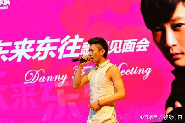 歌手东来东往被判刑,容留他人吸毒致一人死亡,唱过