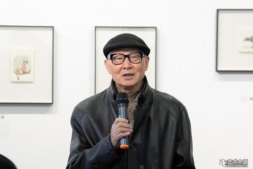 中央美术学院教授邵大箴发言
