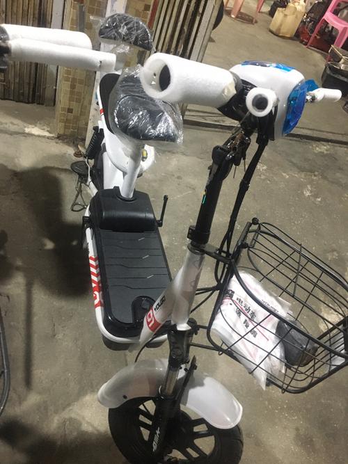 特价,友鸽电动车,国标车,带脚踩.配套:天能48v12a电池