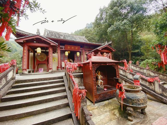 浙江缙云有一座"仙都观",就在5a级旅游景区内,却几乎没有游客