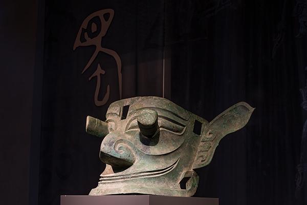 纵目之神三星堆的青铜时代