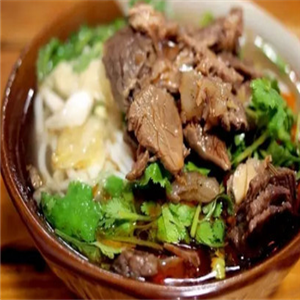 贺记牛肉粉加盟费用多少?米线加盟选它合适吗?