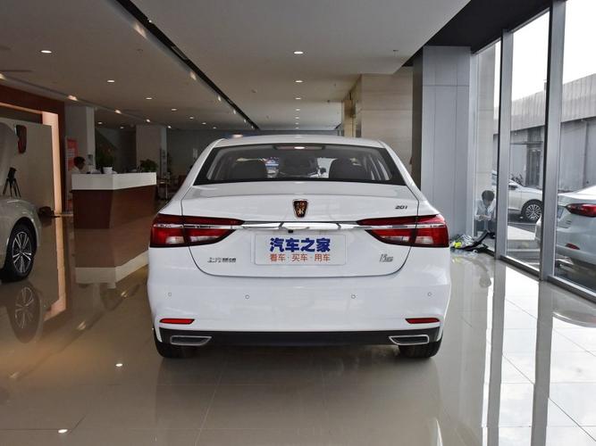 上汽集团 荣威i6 2020款 plus 20t tst 4g互联荣耀旗舰版