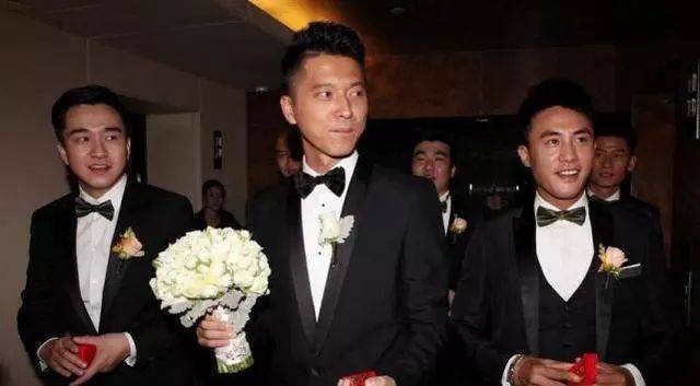 王雷李小萌婚礼伴郎:杜淳,蒋毅,翟天临,李健.