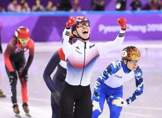 毕竟韩国短道速滑的实力也非常强劲,单从这一层面来讲完全没必要选择
