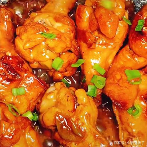 5.25分钟后,开大火收汁,装盘即可,软烂入味的红烧鸡腿就做好了