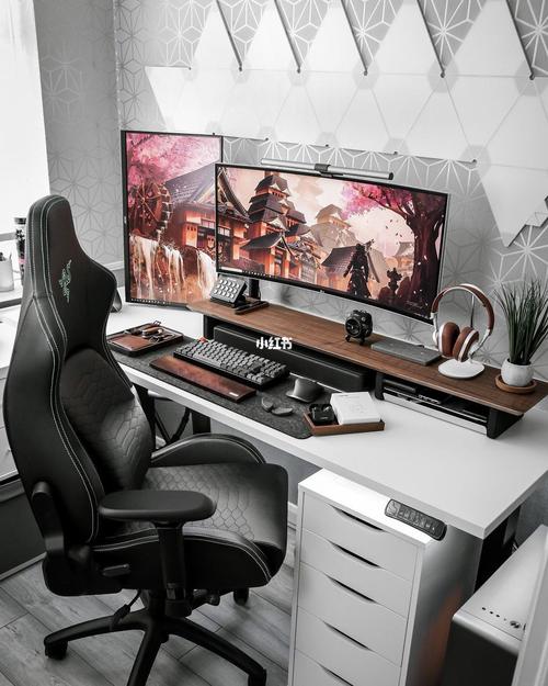 游戏发烧友的电脑房布置,迷你房间变游戏房_发烧_迷你