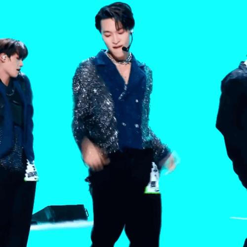 动图复盘一下赞多的yummy到底跳得怎么样