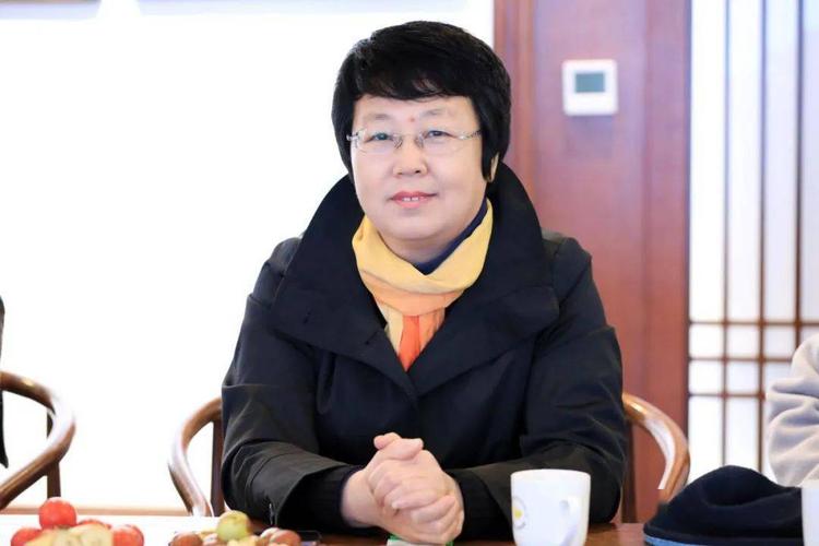 本次活动共征集到摄影作品500多幅,特邀人民摄影报副总编辑贾晓霞