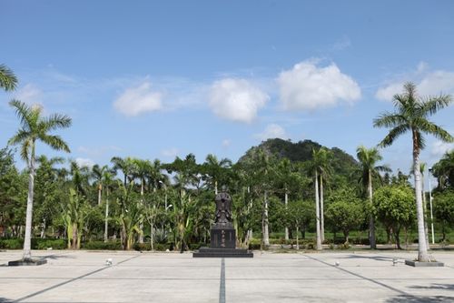 三亚学院·落笔广场