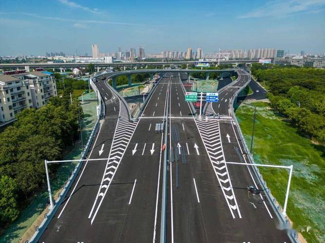 海安328快速路高清航拍,宛如一条"巨龙!
