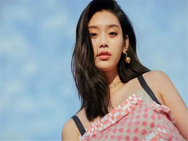 网易首页>网易号>正文申请入驻> 刘雯曾经曝光过自己的体重从来没有