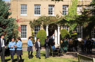 英国圣约翰高级中学_英国大学_大学排名|学费|优势