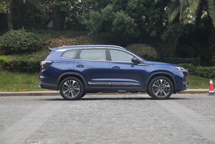 要当15万级最强?试驾奇瑞瑞虎8 plus鲲鹏版