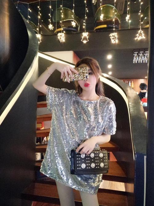 快手红人社会女生精神春夏bf宽松潮流 网红同款衣服中长款t恤上衣
