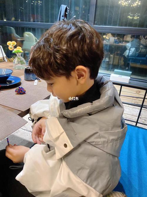 9699超帅气的男宝宝烫发!