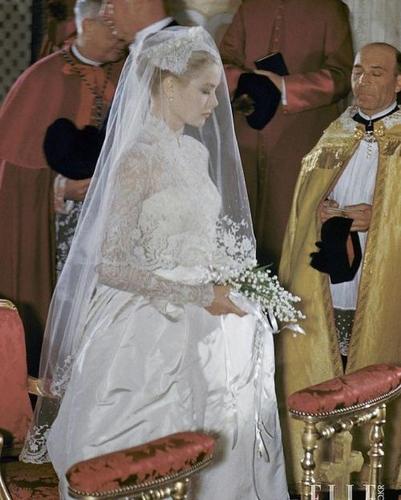 关于格蕾丝·凯莉的婚纱,你不知道的8个隐藏细节