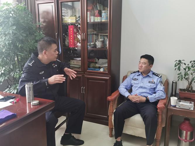 王晓龙副区长国庆中秋双节深入基层一线指导工作并慰问民警辅警